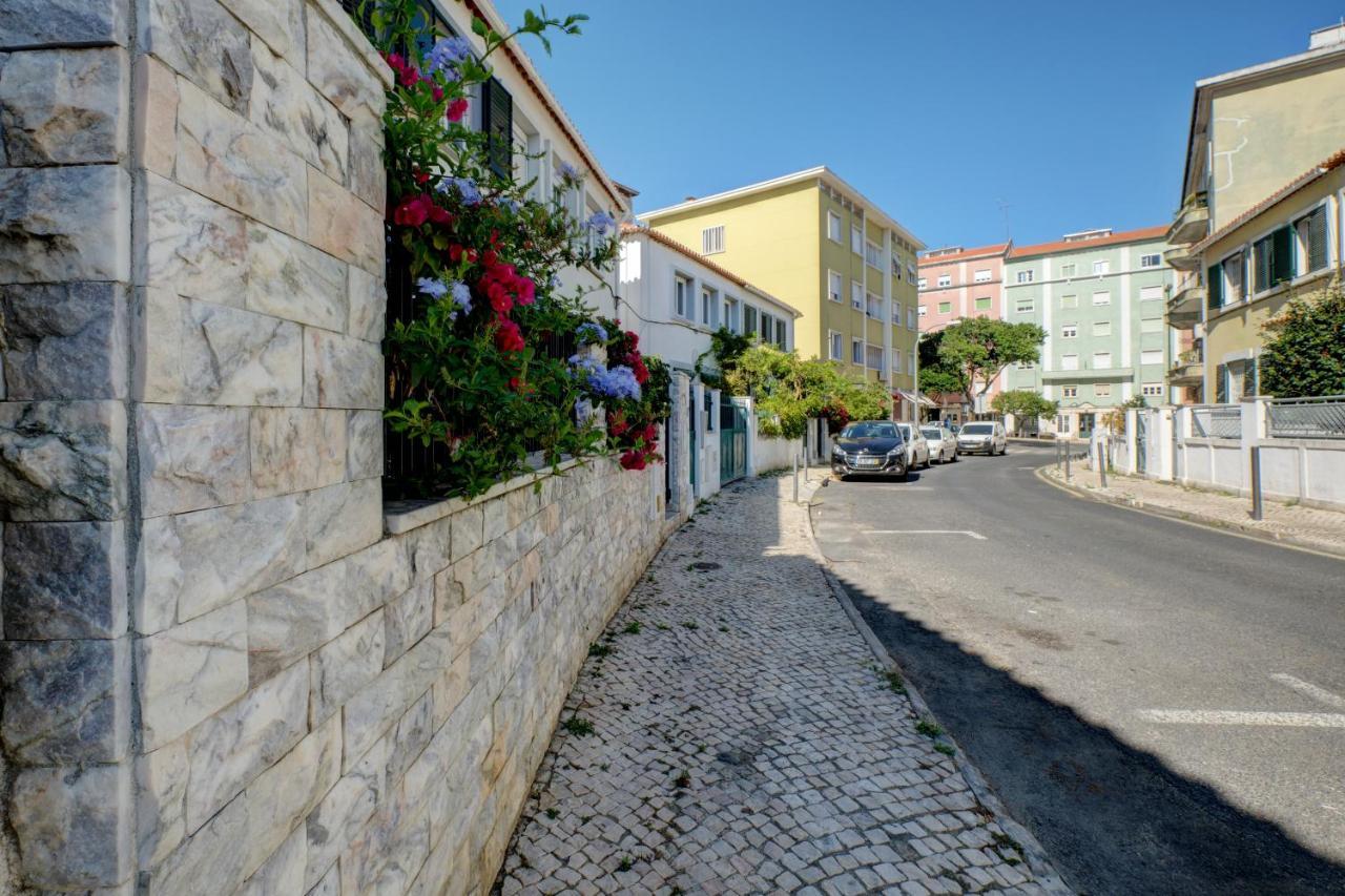 Comfortable Town House In Quiet Area By Lovelystay Lisboa Exterior foto